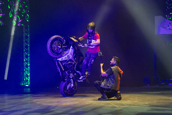 Circus Extreme @ Poole
