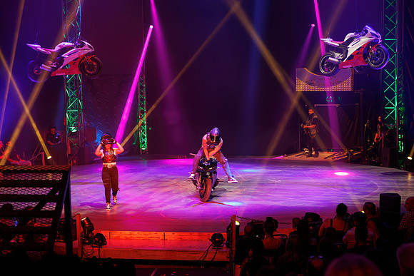 Circus Extreme @ Poole
